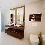 公寓 Luxury Beachfront 丰希罗拉