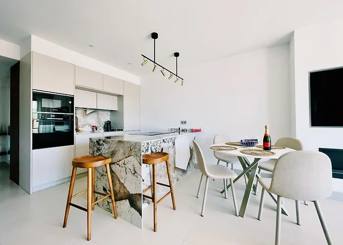 Luxury Beachfront Apartmán *