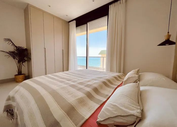 Luxury Beachfront Appartement